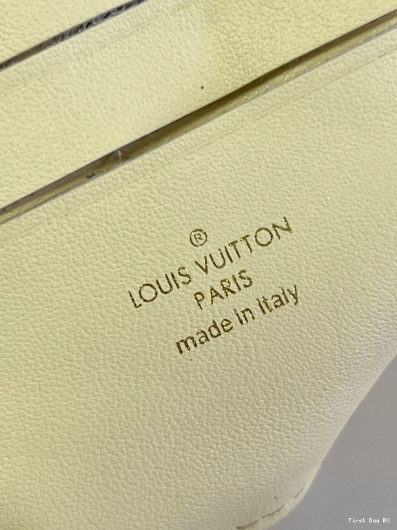 Firstbags ru BUBBLEGRAM STRAP WALLET VUITTON LOUIS ON 0806